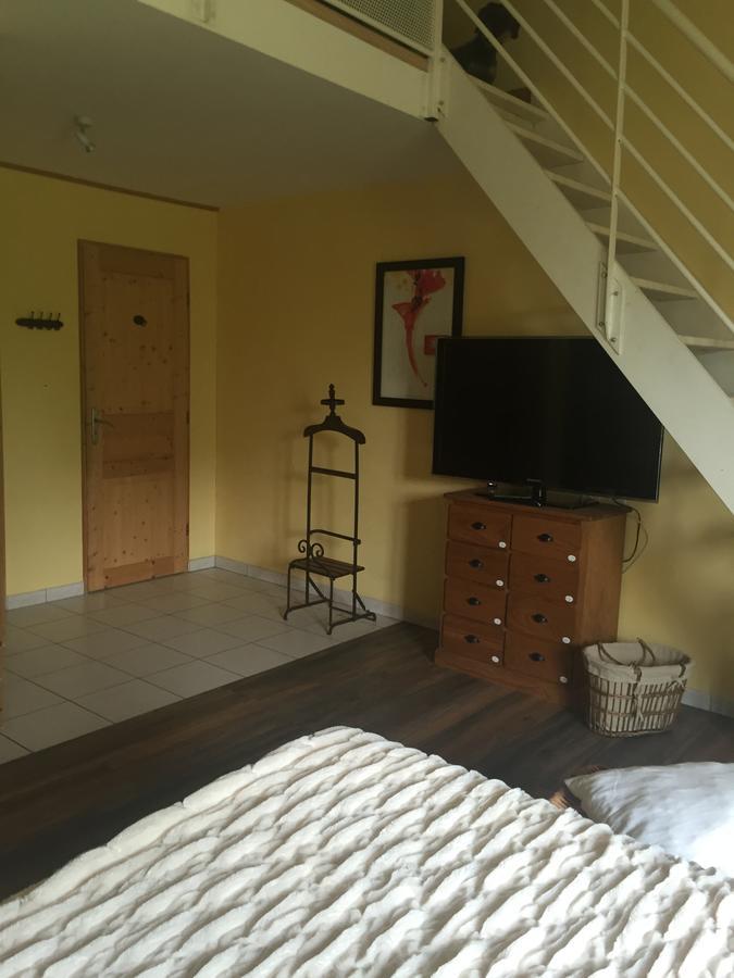 Logis Hotel La Grange Du Relais Colombey-les-Deux-Eglises Ngoại thất bức ảnh
